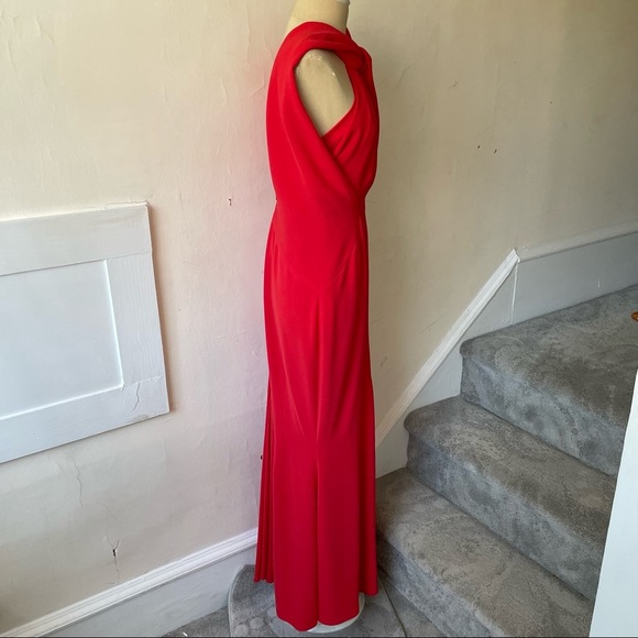 Talbot Runhof Red Crepe Golatta Draped High-Slit Split-Shoulder Halter Gown Sz 6 - Picture 5 of 12